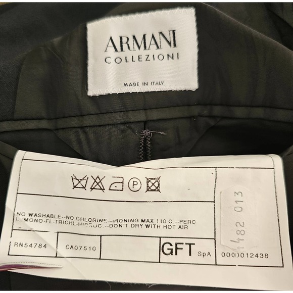 ARMANI COLLEZIONI Vintage Men's Black Wool Single-Breasted Button Blazer Sz 44R - Picture 5 of 11